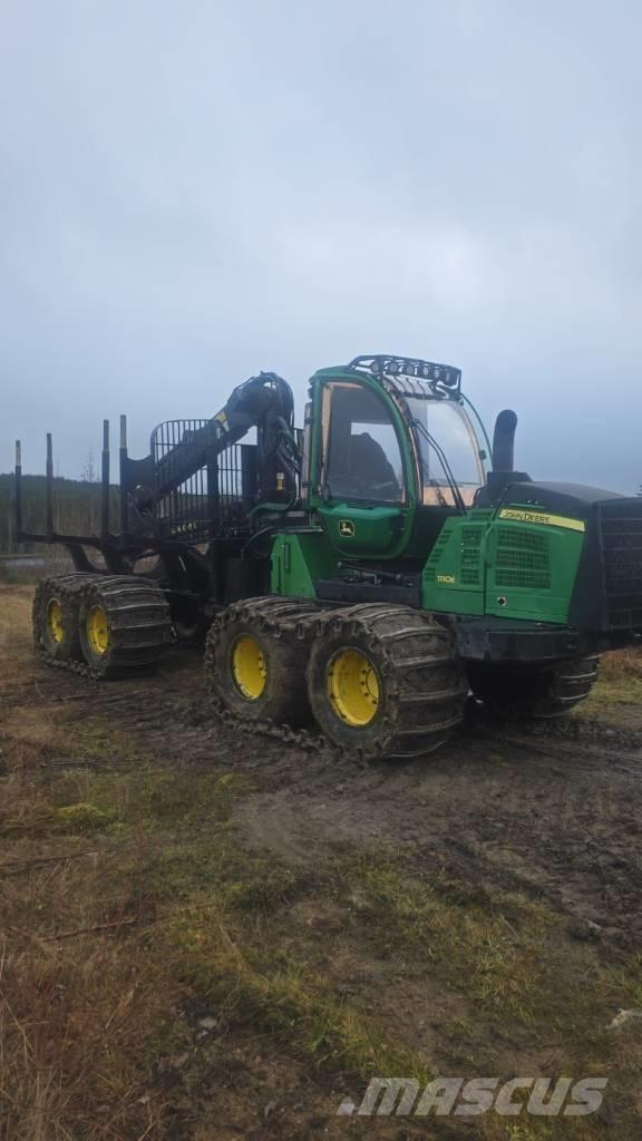 John Deere 1110 E Forwardery
