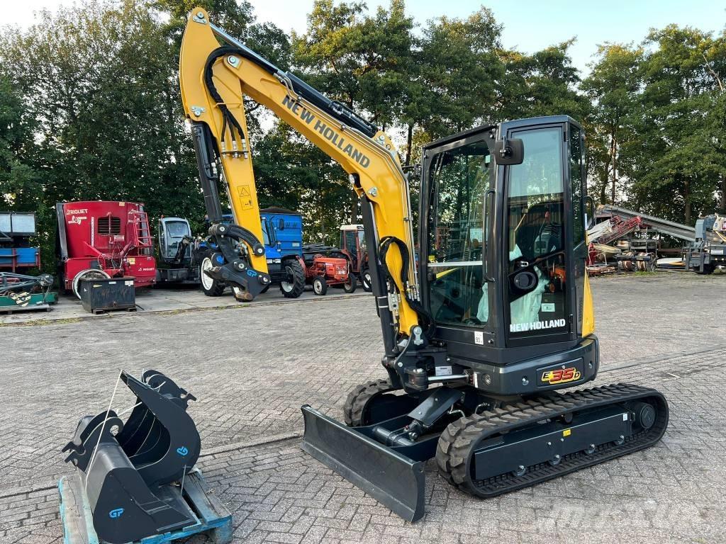 New Holland E 35 D Minikoparki
