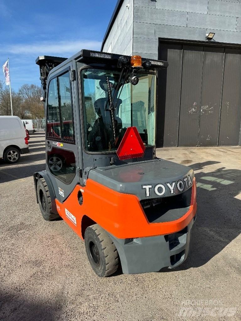 Toyota 52-8FDJF35 Wózki Diesla
