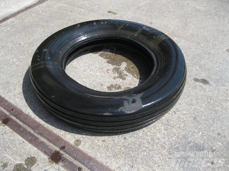 Pirelli 6.00-16 band Opony, koła i felgi