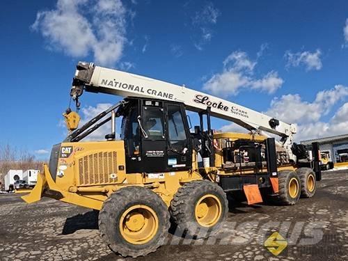 National 8100D Ciężarówki typu Platforma / Skrzynia