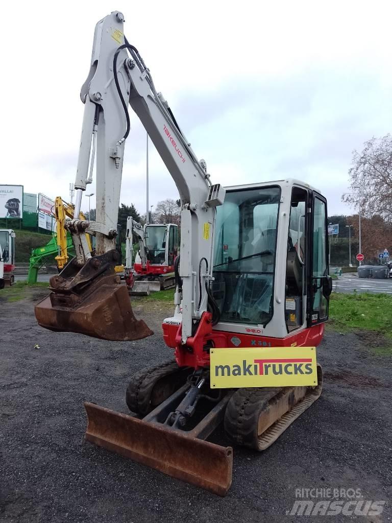 Takeuchi TB228 Minikoparki