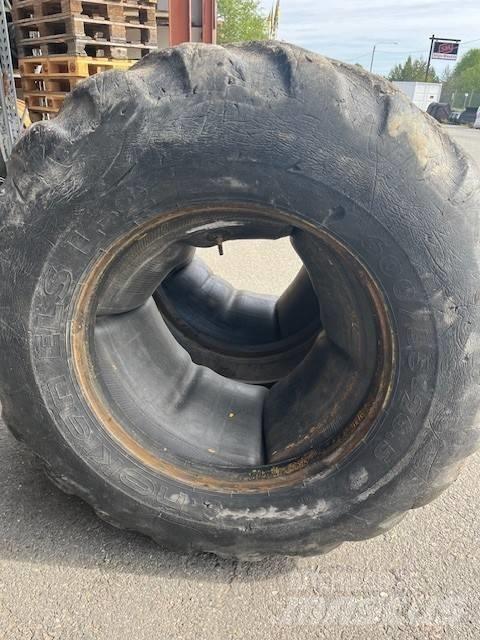 Nokian 600/55-26.5 Opony, koła i felgi