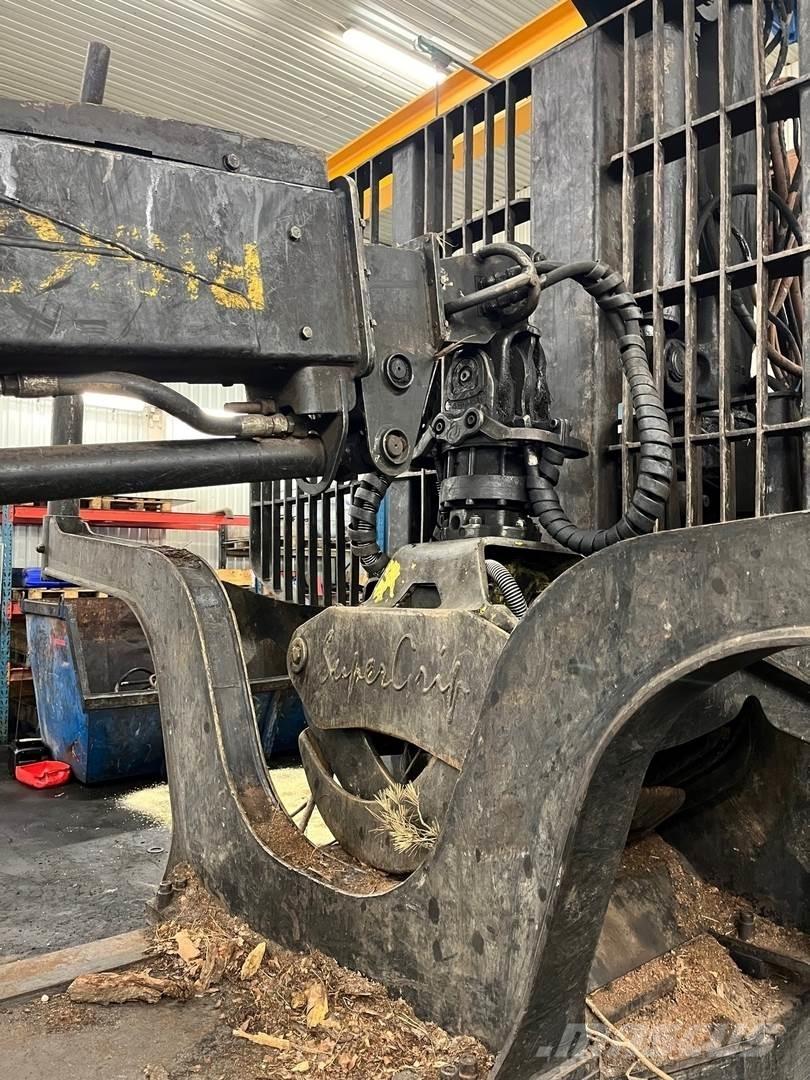 John Deere 1210E Forwardery