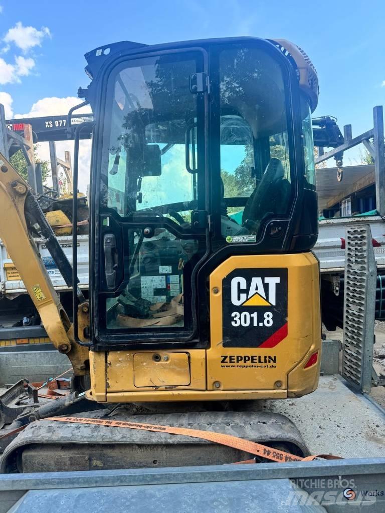 CAT 301.8 Minikoparki