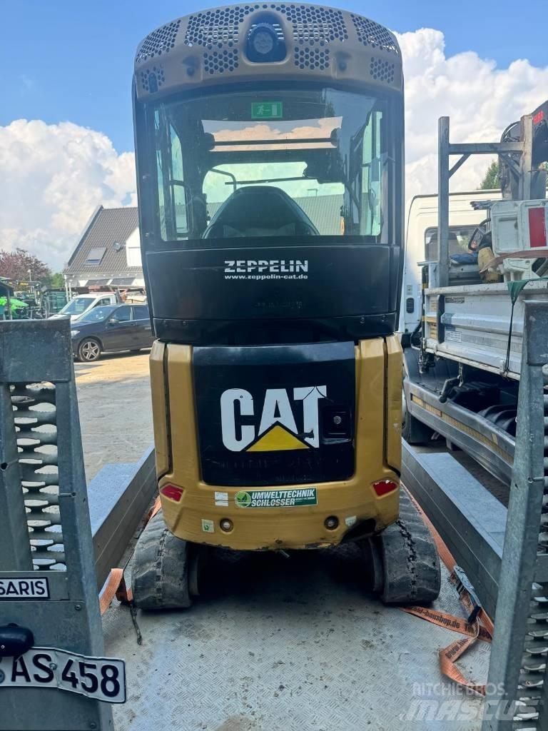 CAT 301.8 Minikoparki