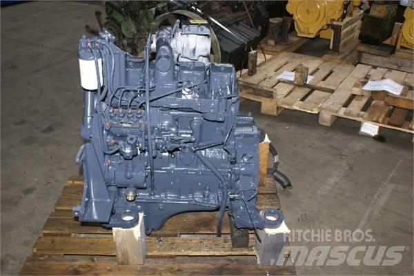 Komatsu S6D102E Silniki