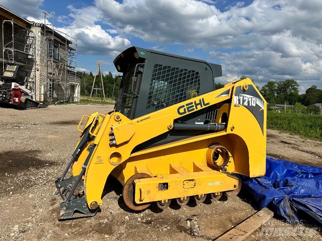 Gehl RT 210 Ładowarki burtowe