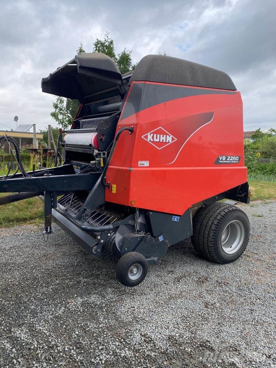 Kuhn VB 2260 Prasy zwijające