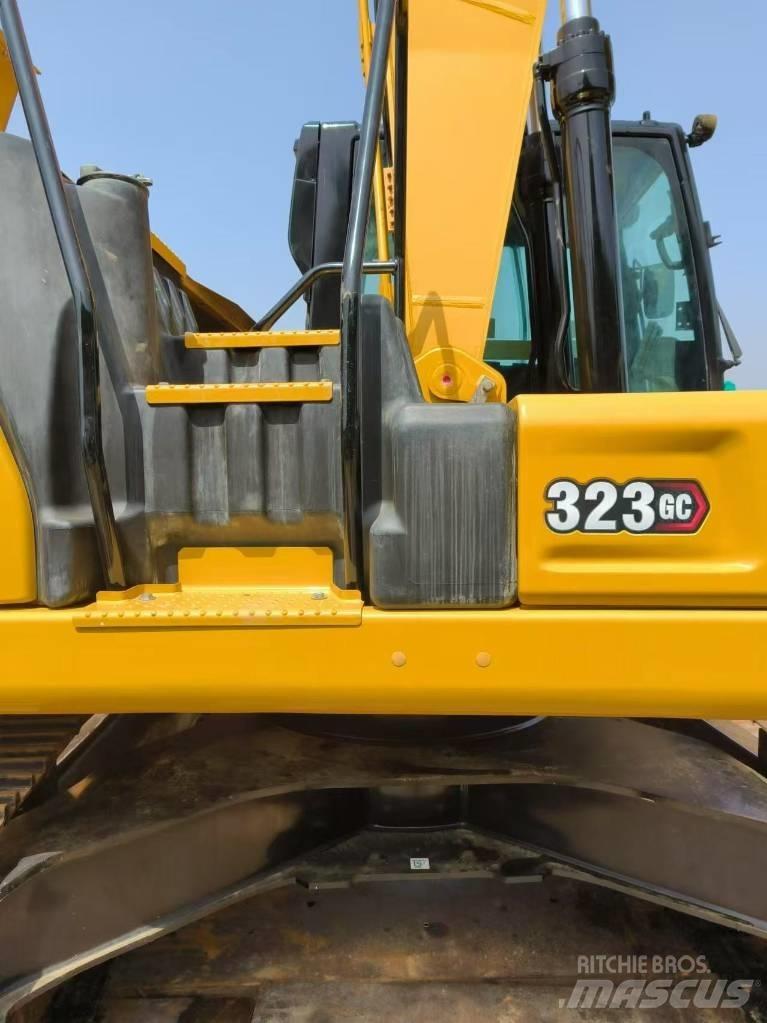 CAT 323 GC Koparki gąsienicowe
