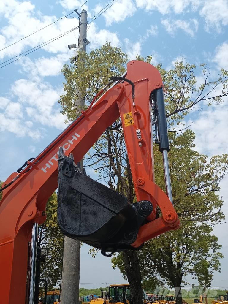 Hitachi 55 Minikoparki