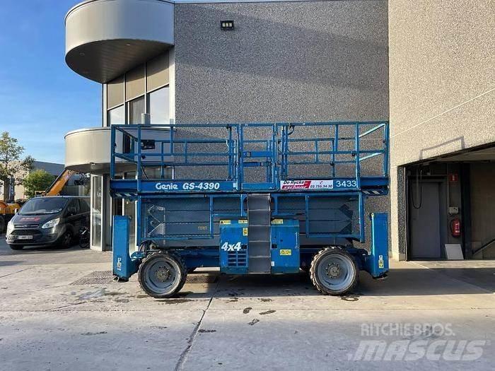 Genie GS4390RT Podnośniki nożycowe