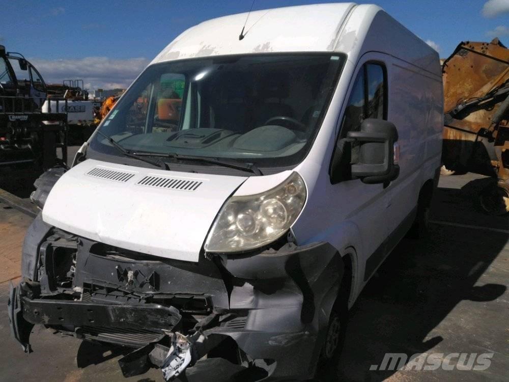 Peugeot BOXER 3 Samochody dostawcze ze skrzynią zamkniętą