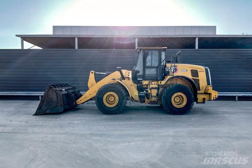 CAT 950M Ładowarki kołowe