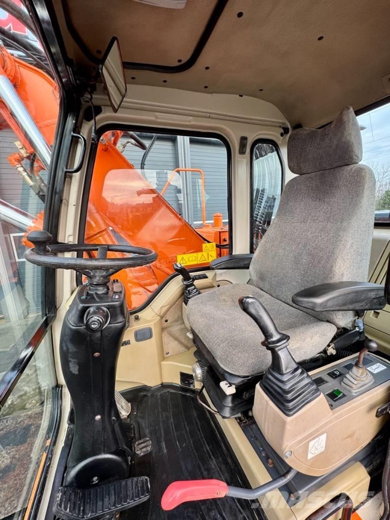 Doosan SOLAR 140W-V Koparki kołowe