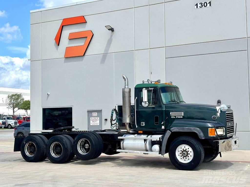 Mack CL 713 Ciągniki siodłowe