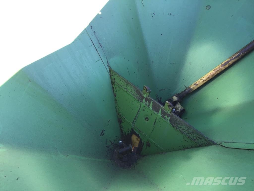 Amazone ZA-E1002 Rozrzutnik nawozów mineralnych