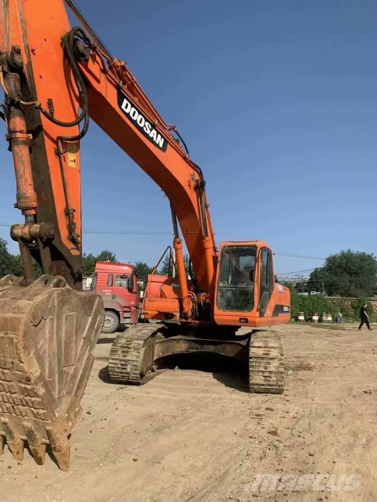 Doosan DH300 Koparki gąsienicowe