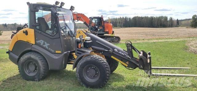 Mecalac AX850 Ładowarki kołowe