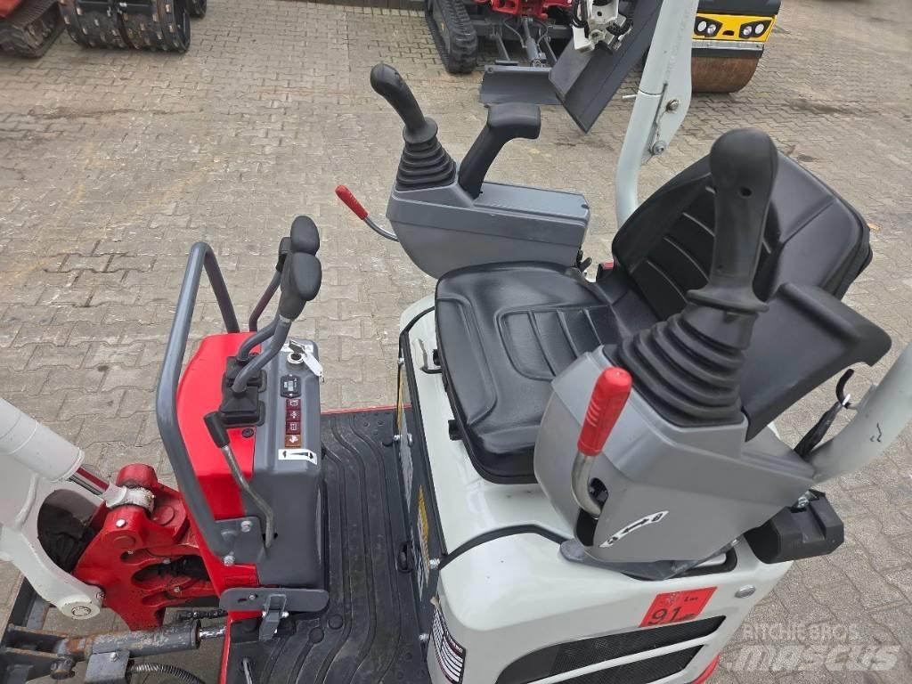 Takeuchi TB 210 R Minikoparki