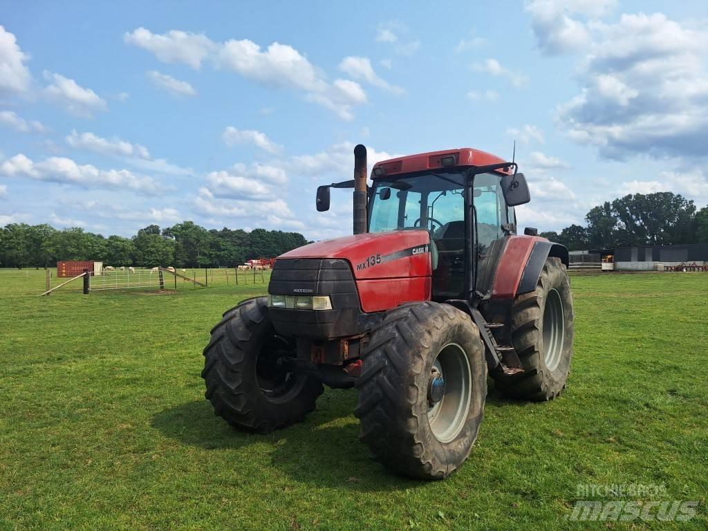 CASE MX135 Ciągniki rolnicze