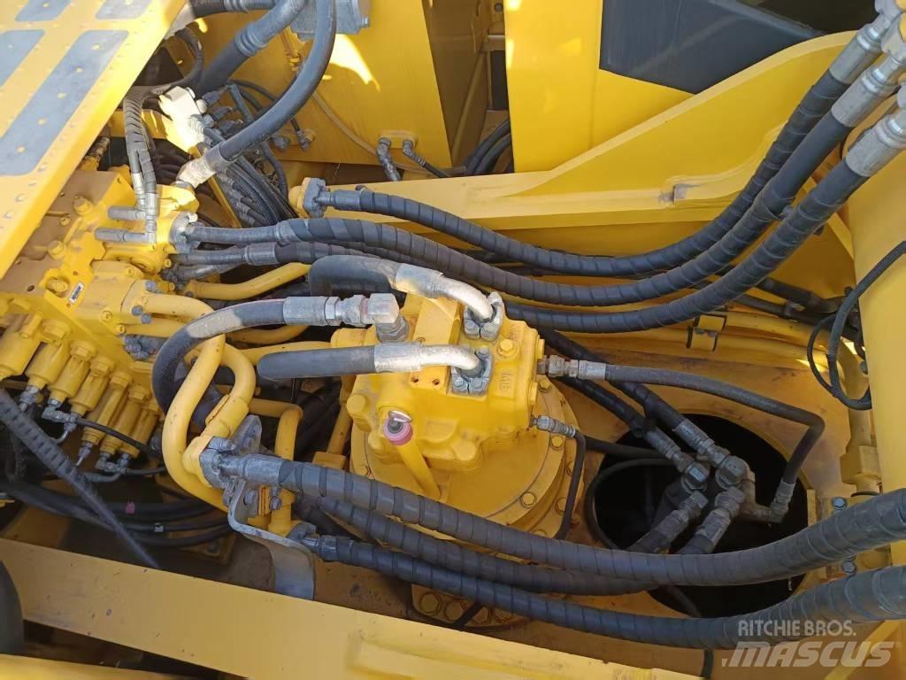 Komatsu PC360 Koparki gąsienicowe