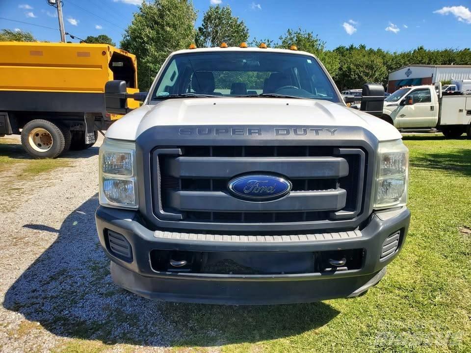 Ford F 350 XL SD Pojazdy komunalne