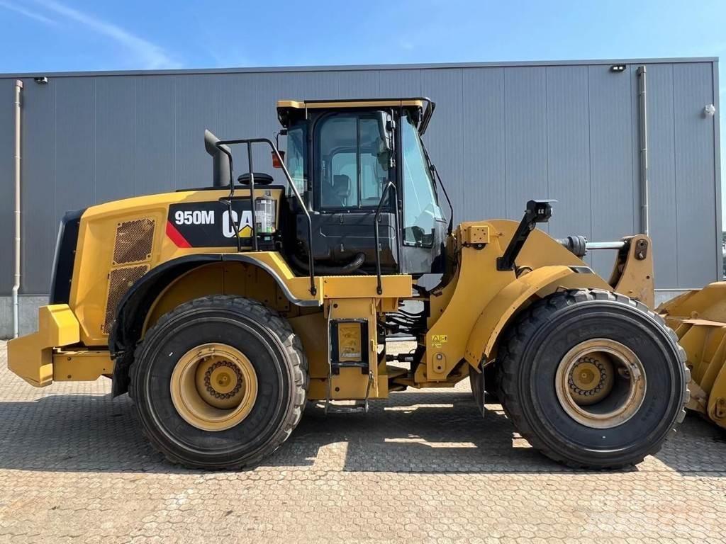 CAT 950M Ładowarki kołowe