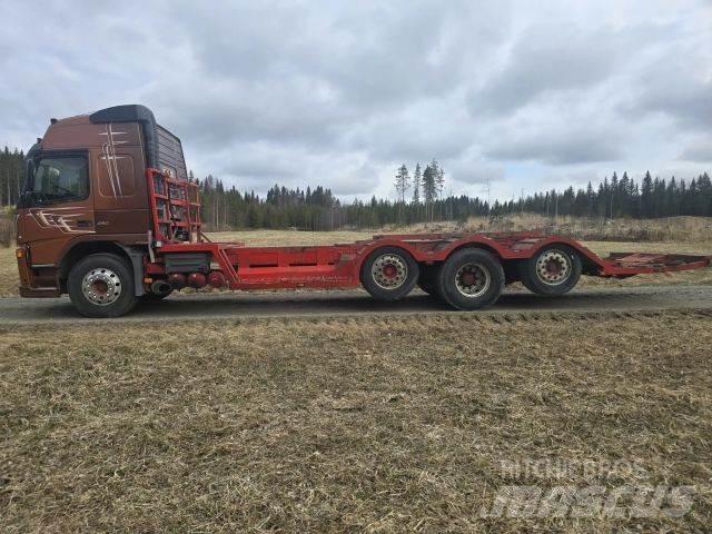 Volvo FM12 8x2 Samochody do przewozu maszyn leśnych