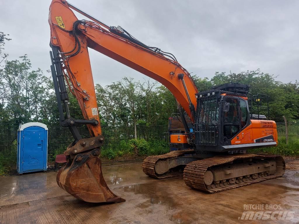 Doosan DX 225 LC-5 Koparki gąsienicowe