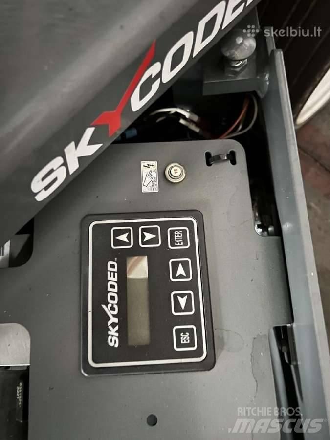 SkyJack SJ4732 Podnośniki nożycowe