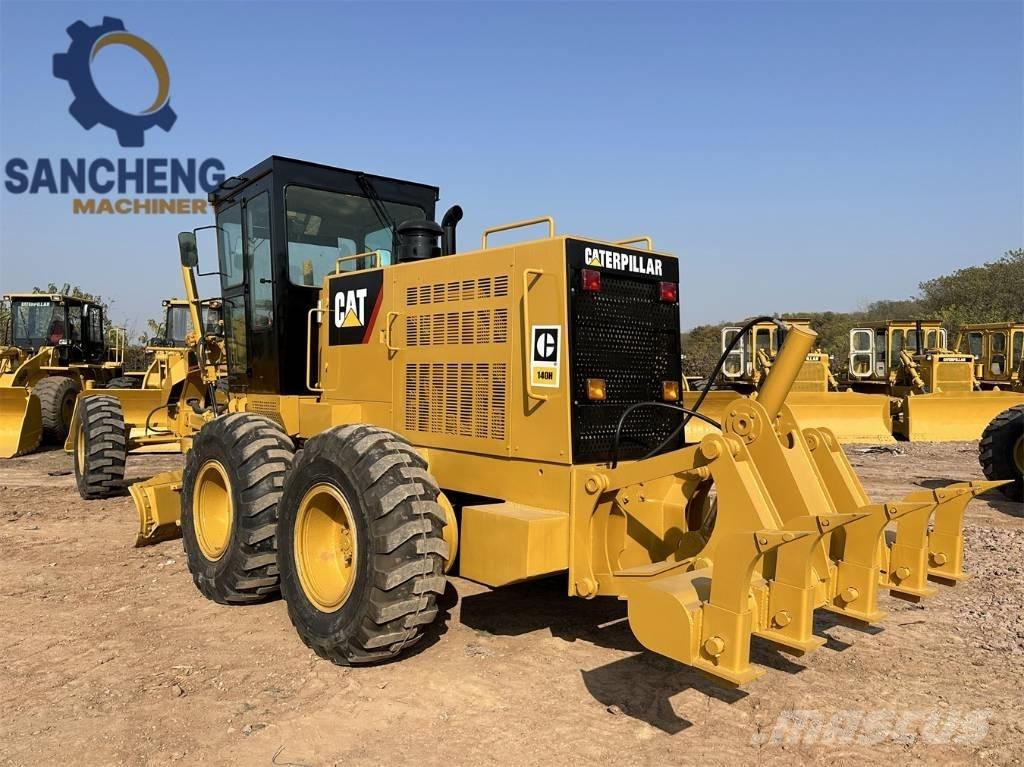 CAT 140H Równiarki