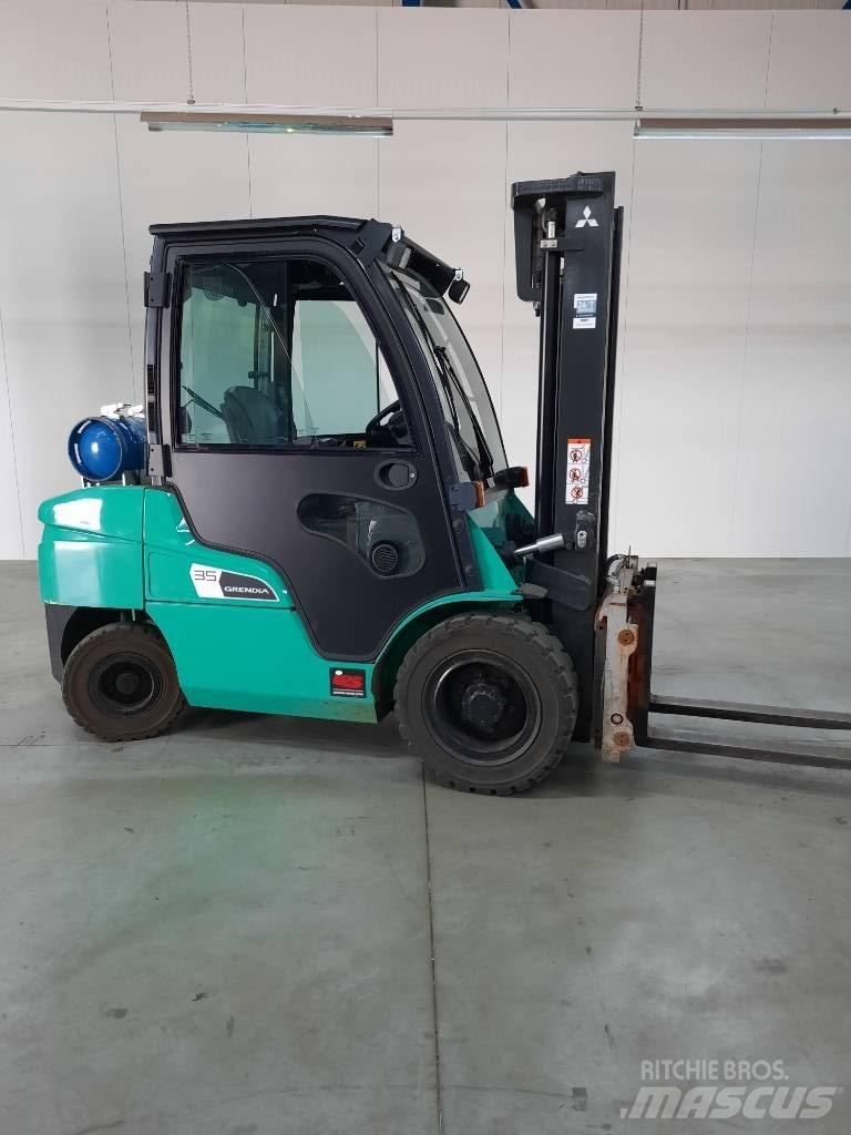 Mitsubishi FG35NT Wózki LPG