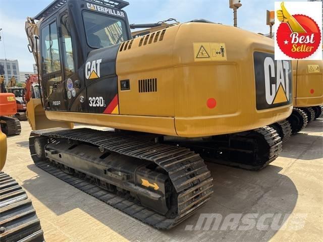CAT 323 D L Koparki gąsienicowe