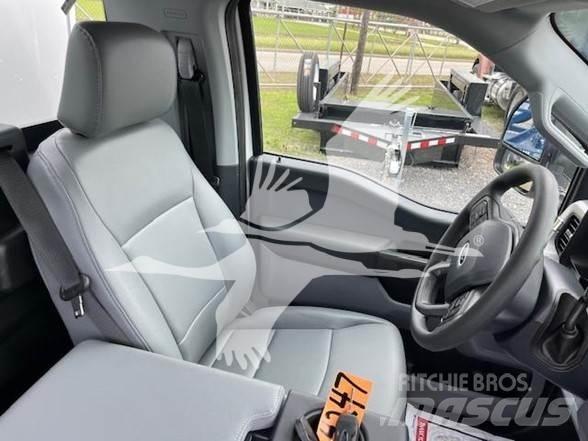 Ford F550 SD Maszyny budowlane - Inne