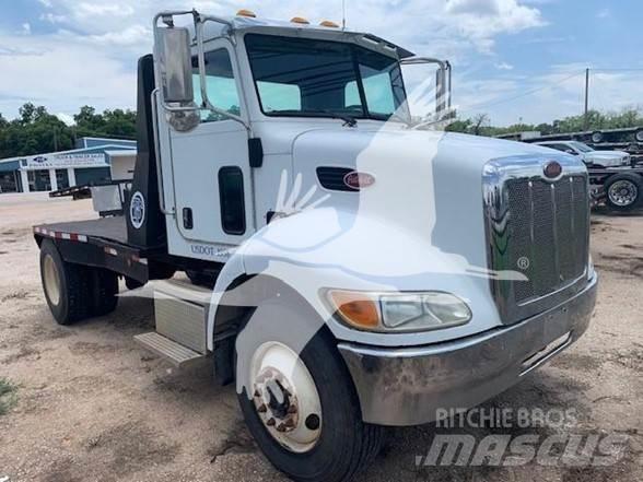 Peterbilt 335 Ciężarówki typu Platforma / Skrzynia