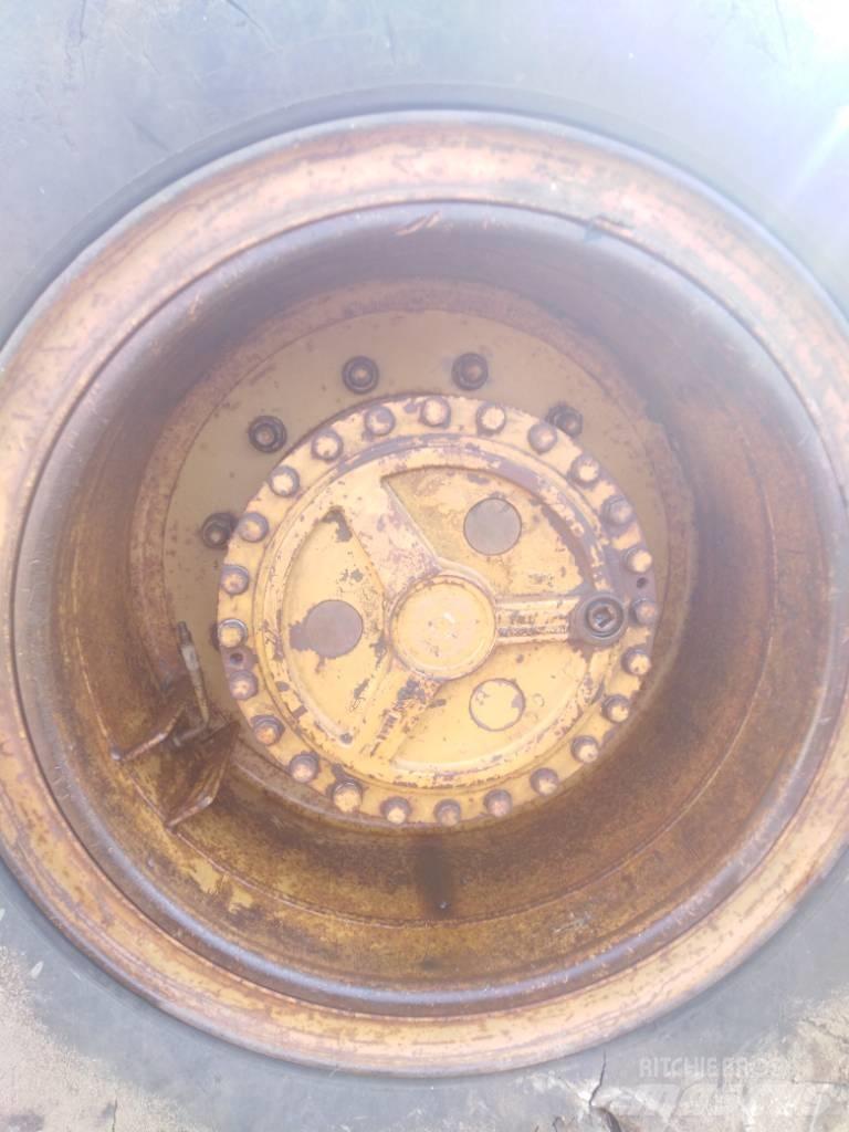  335 Furukawa parts Silniki