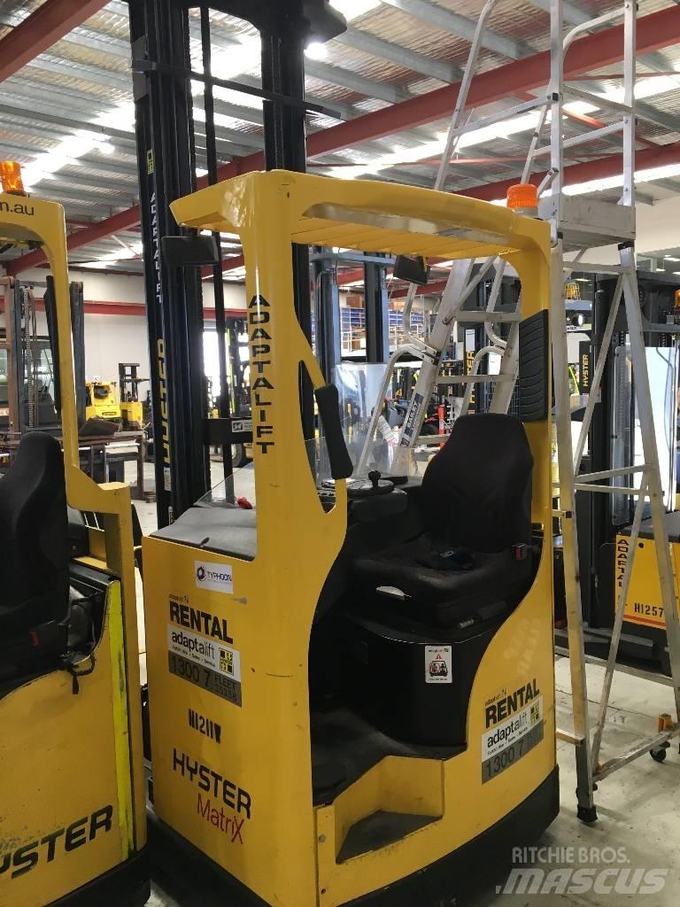 Hyster R1.6 Wózki widłowe wysokiego składowania