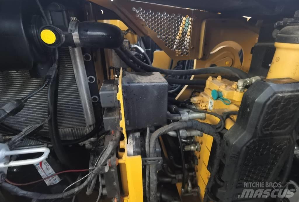 CAT 310 Koparki gąsienicowe