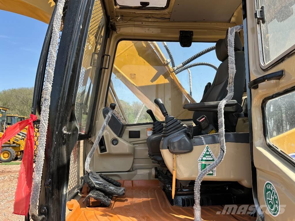 CAT 320 B L Koparki gąsienicowe