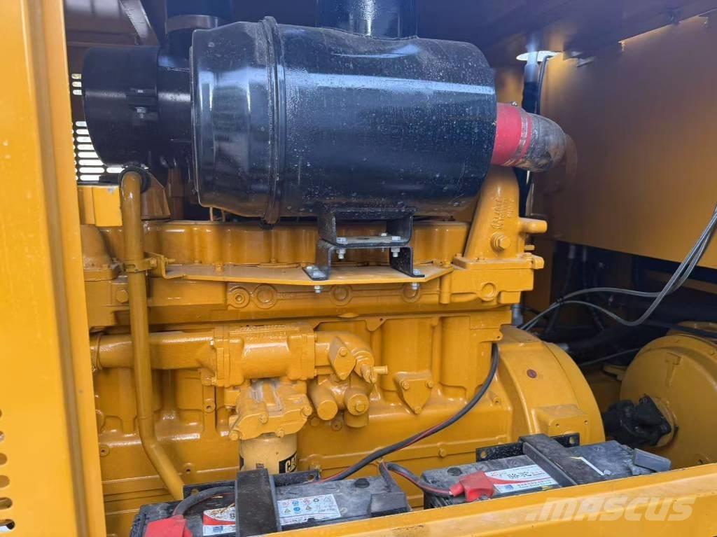 CAT 140 G Równiarki