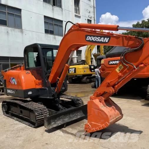Doosan DH60-7 Minikoparki