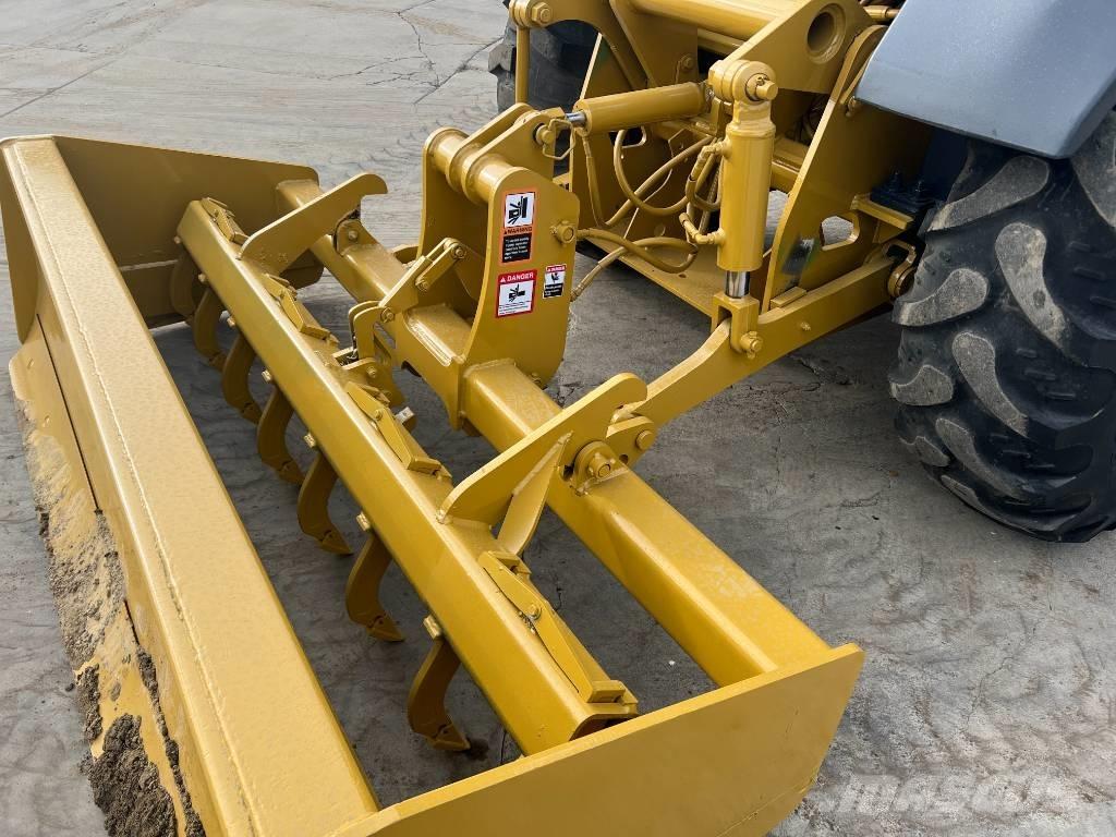John Deere 210L EP Ładowacze i koparki czołowe
