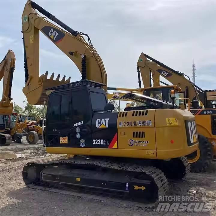 CAT CAT323D2L Midikoparki  7t - 12t
