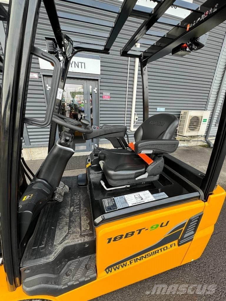Hyundai 18BT-9U Wózki elektryczne
