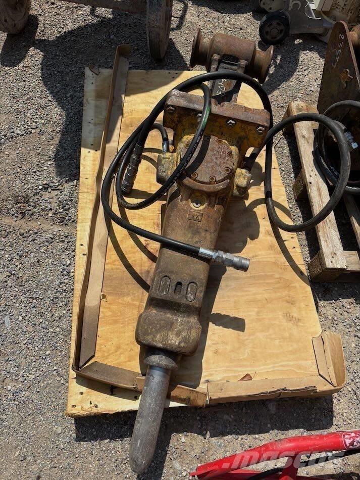 Atlas Copco SB 202 Młoty hydrauliczne