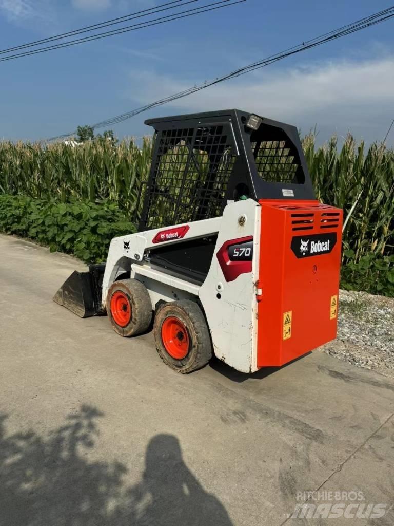Bobcat S70 Ładowarki burtowe