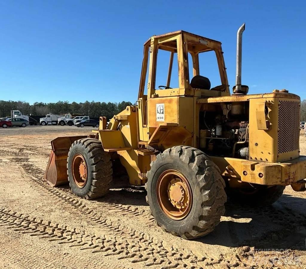 CAT 930 Ładowarki kołowe