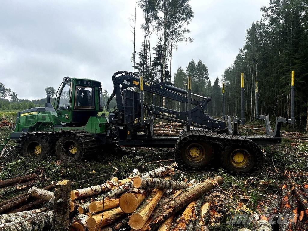 John Deere 1510G Forwardery