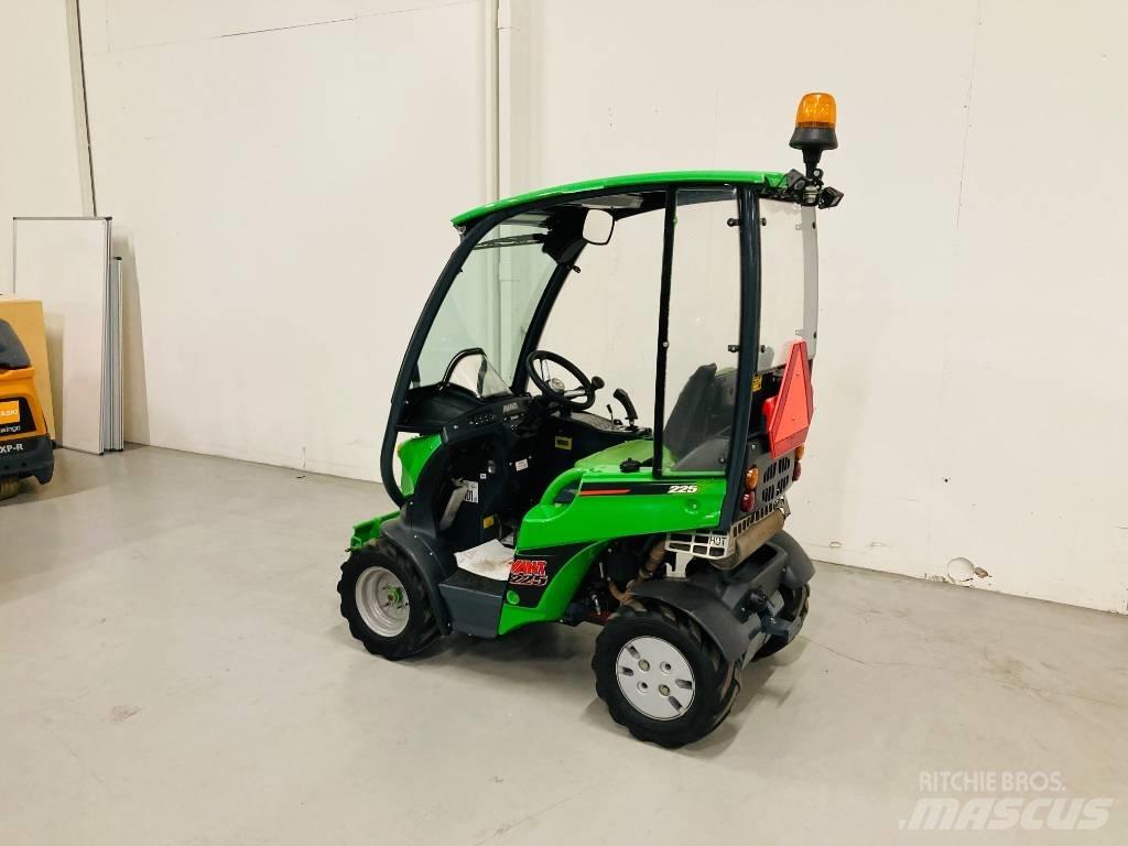 Avant 225 Miniładowarki